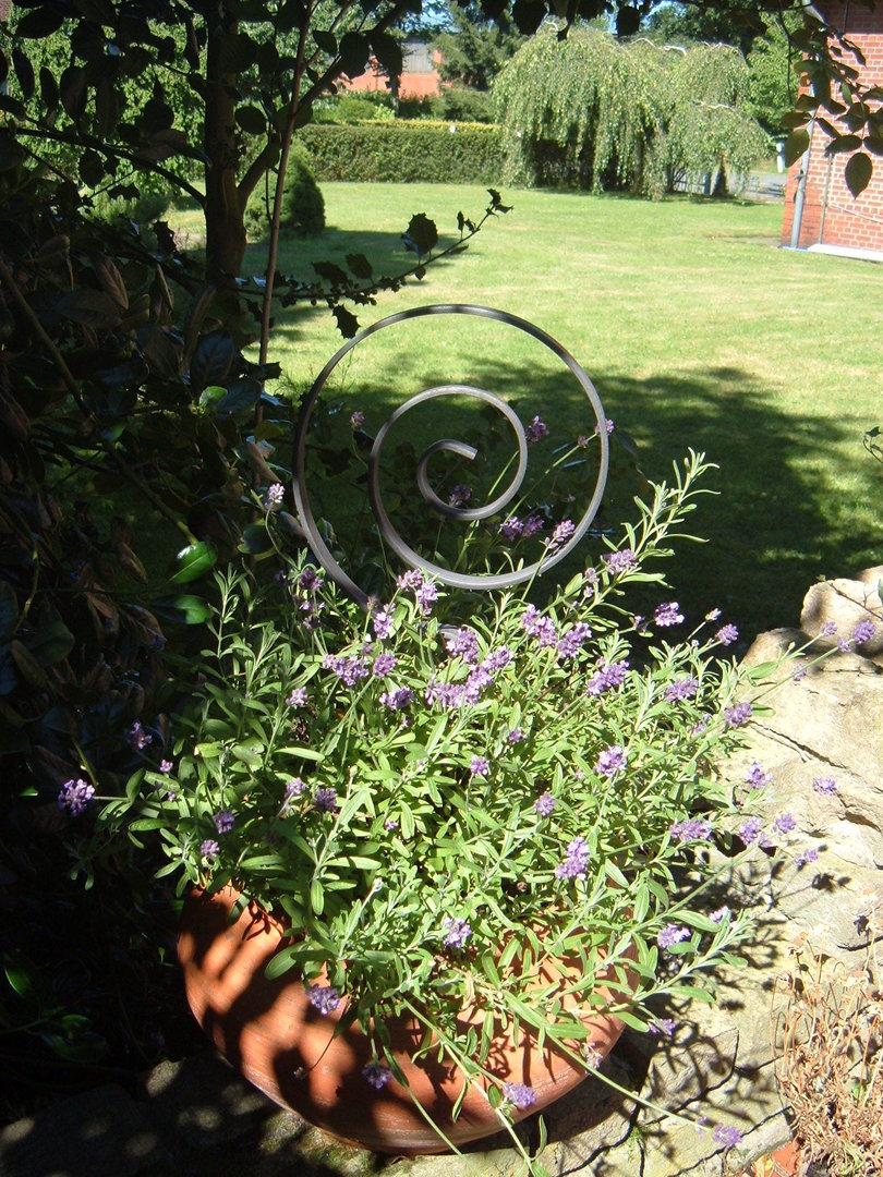 Metall Gartenstecker Beetstecker Garten Spirale Naturfarbe Gartendeko,Spirale