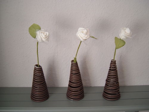 Vases made of metal for decoration in set of 3!