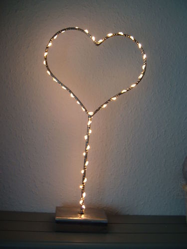 Metal heart with base - table decoration - nice to decorate